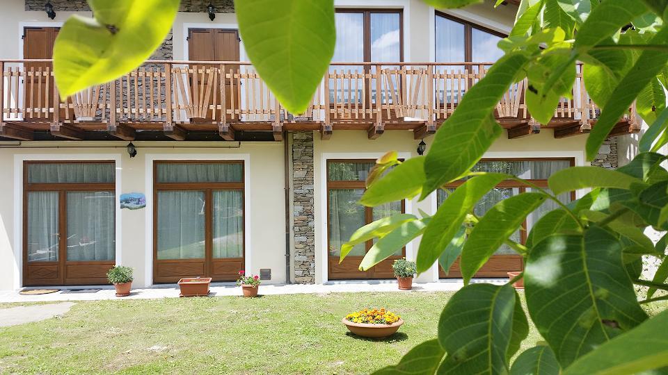 Casa Vacanze Orchidea Pinerolo ภายนอก รูปภาพ